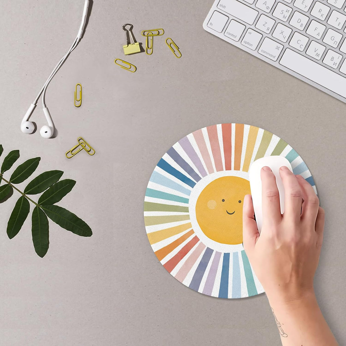 Boho Colorful Sunshine Rainbow Mouse Pad, Cute Sunshine Mouse Pads Mousepad for Desk Home Office Dorm Computers Laptop, Boho Office Supplies Desk Accessories, 7.9x7.9 Inch