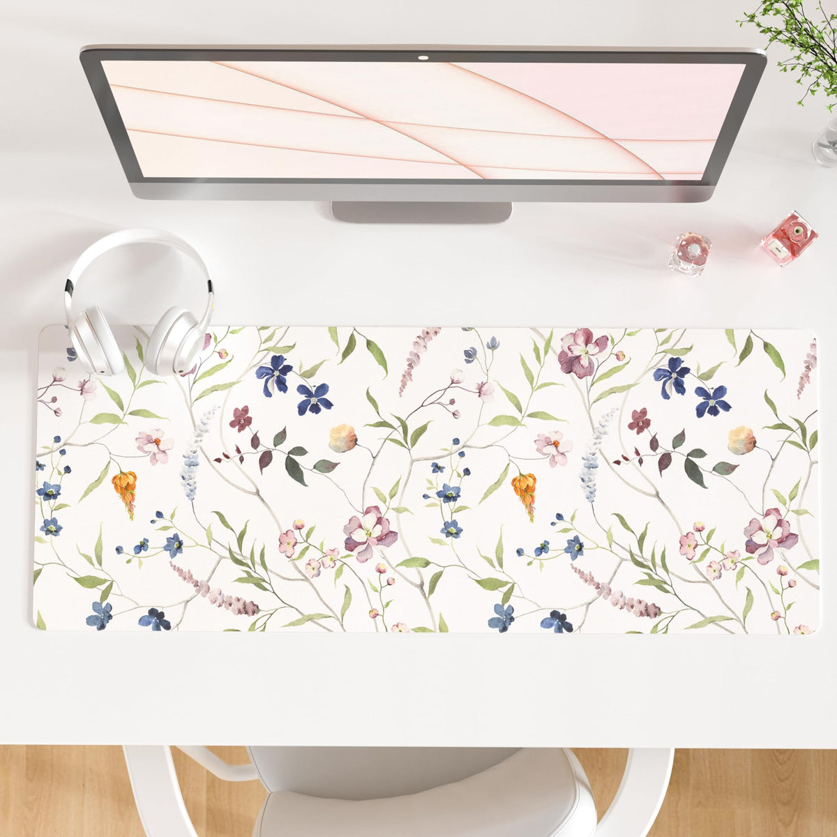 QiyI PU Leather Large Mouse Pad, Office Decor, 31.5" x 15.7", Rose Gold