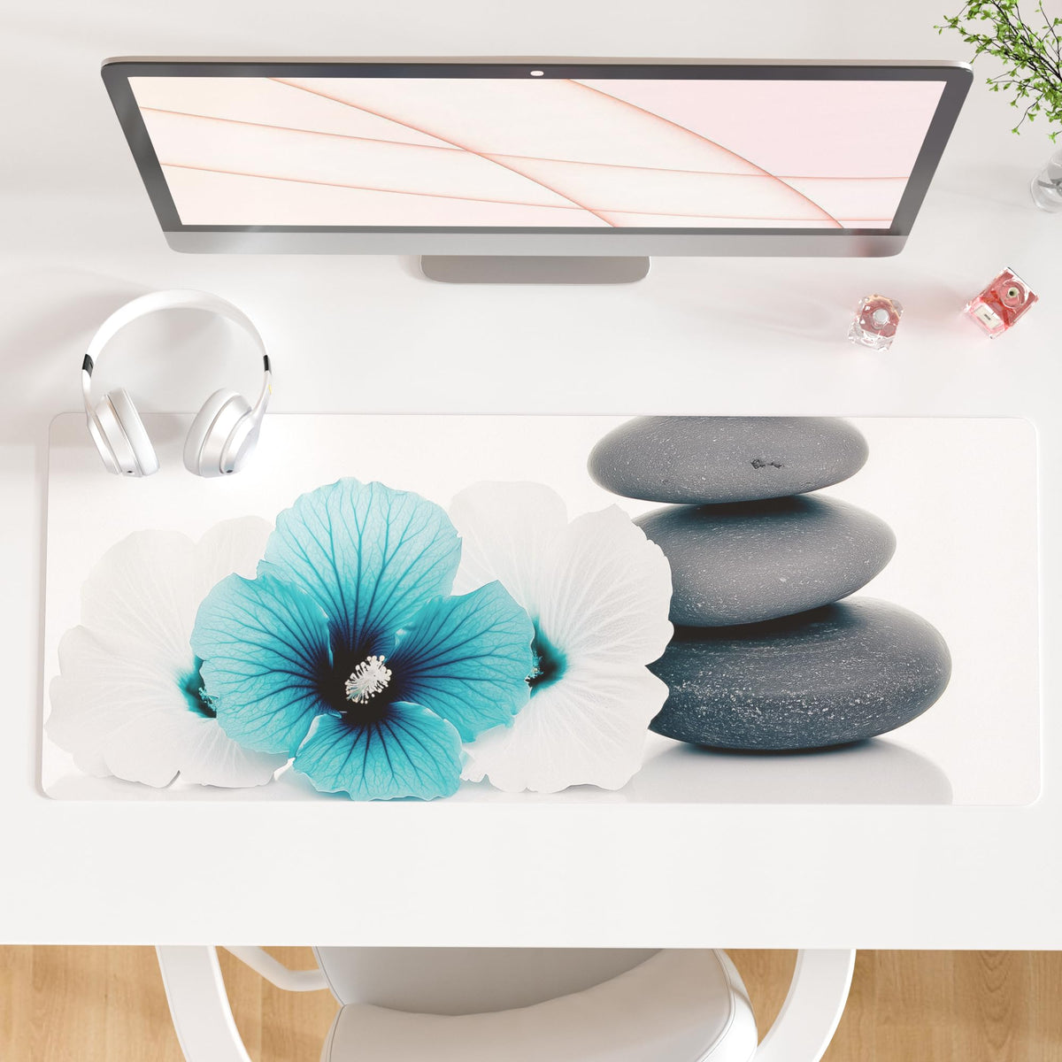 QiyI PU Leather Large Mouse Pad, Office Decor, 31.5" x 15.7", Rose Gold